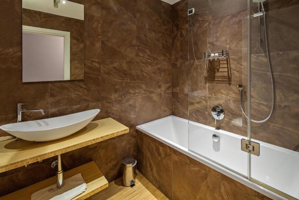 Tenuta Valdorso - Agri Resort Montechiaro D'acqui Luaran gambar