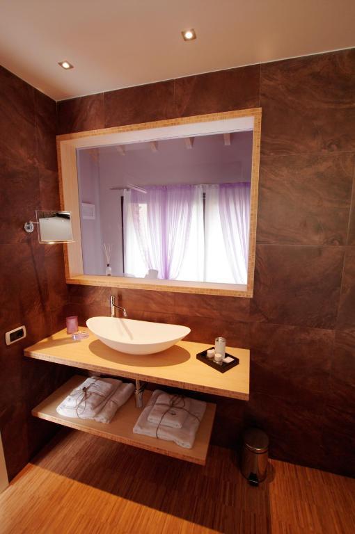 Tenuta Valdorso - Agri Resort Montechiaro D'acqui Bilik gambar
